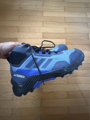 Adidas Terrex Eastrail Rain.Dry 2.0 men's shoes size 42.5