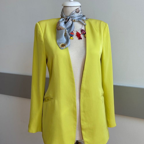 Pinko blazer like new, vibrant yellow, size M/L