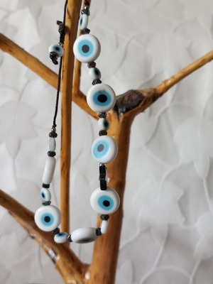 Handmade bracelet with eye beads and adjustable clasp, new