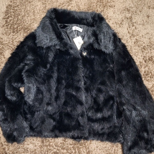 Fur coat new one size