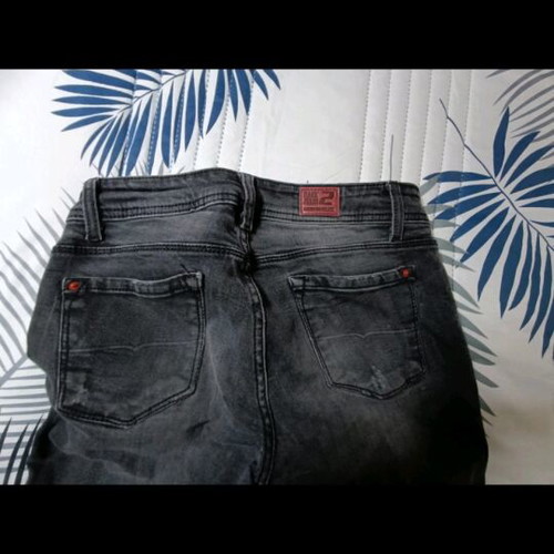 Back2jeans skinny black jeans like new with distressed details, size S