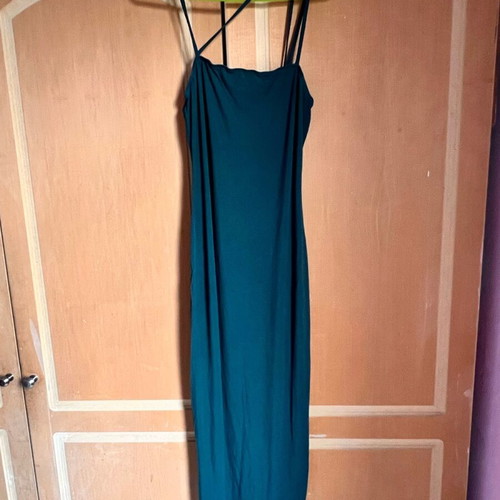 Shein long dress used green, tight fit, size L