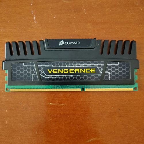 Corsair Vengeance Black DDR3 4GB RAM module