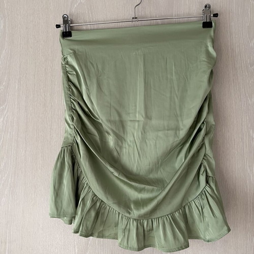 Shein short skirt like new, green, size M 38 10