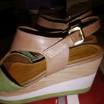 Platform sandals