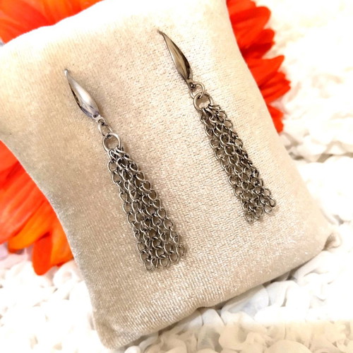 Handmade stainless steel dangling earrings in silver color new