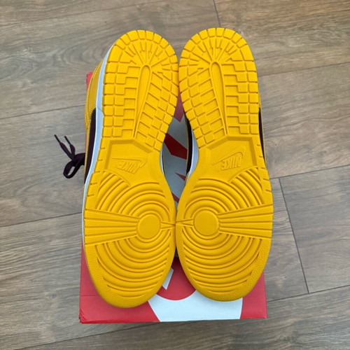 Nike Dunk Low Retro sneakers size 45 yellow brand new