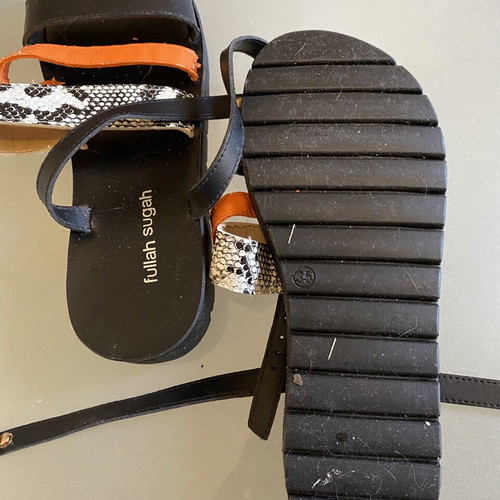Fullah Sugah sandals like new, size 35, multicolor and black