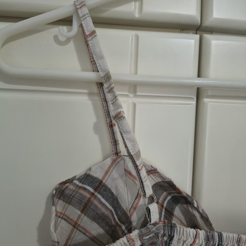 Checked crop top Paranoia like new, beige, size L