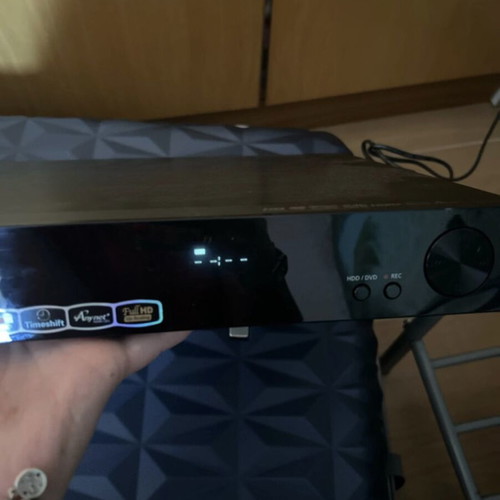 Samsung DVD-HR773 HDD & DVD Recorder with 160GB HDD like new