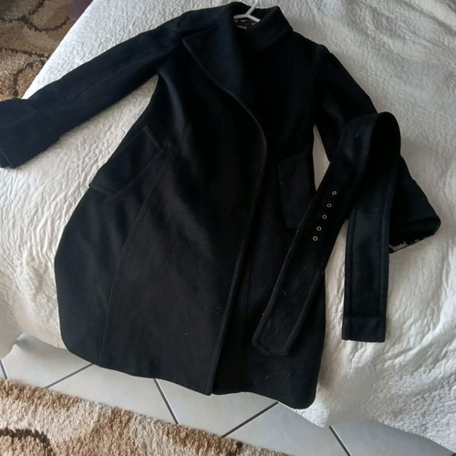 Black women's Zara coat used, size small, long with belt