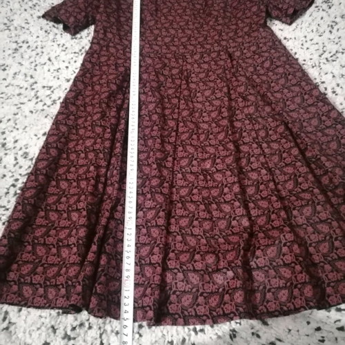 Vintage midi dress size large like new with black lining