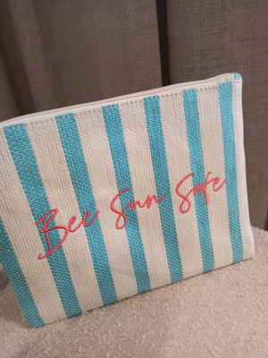 Straw toiletry bag new, white and turquoise, size 26×20.5 cm