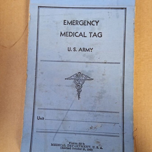 WW2 US Army Emergency Medical Tag Book 1940 new