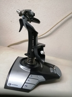 Cyborg EVO Wireless stick like new - Saitek
