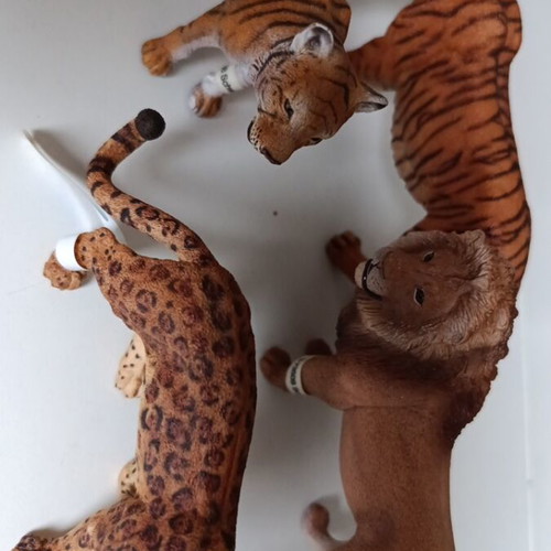 Σετ φιγούρων Schleich & Papo με λιοντάρι, 2 τίγρεις, λεοπάρδαλη, καινούργιο
