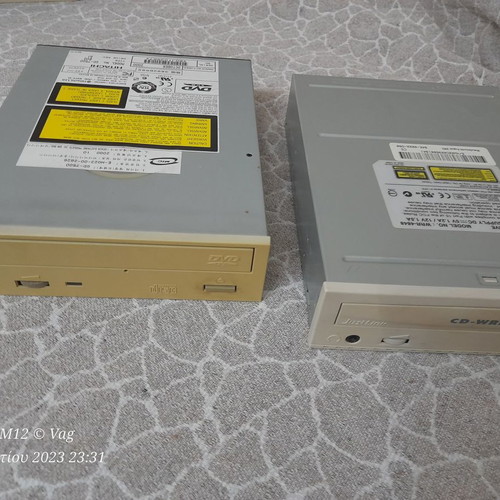 5 1/4" IDE Optical Drive to USB Case with 3 Retro DVD/CD/CD-RW Drives used