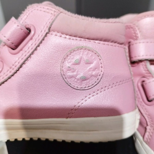 Converse pink boots used, size 26 girls