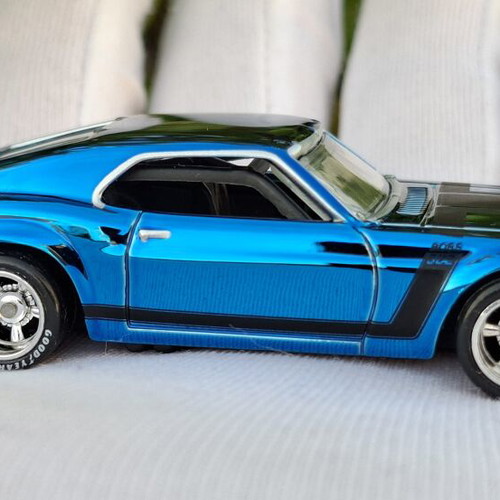 Hot Wheels 2017 RLC '70 Mustang Boss 302 Blue like new, spectraflame blue