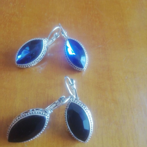 Vintage earrings like new, two pairs Gianniotika with synthetic crystals
