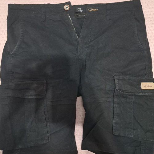 Double summer bermuda shorts like new, size 30, black