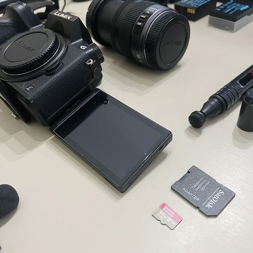 Panasonic Lumix G7 4K Vlogging Kit