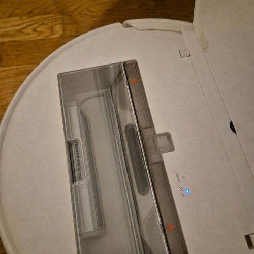Xiaomi Mi Robot Vacuum-Mop 1C with spare parts set
