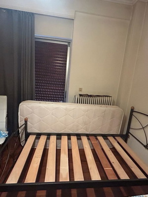 Μεταλλικό κρεβάτι 100x200 σαν καινούργιο