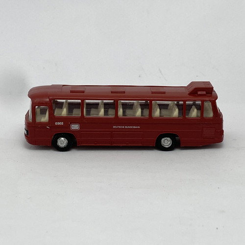 Mercedes-Benz O 302 toy bus used, scale 1/87, made in Greece