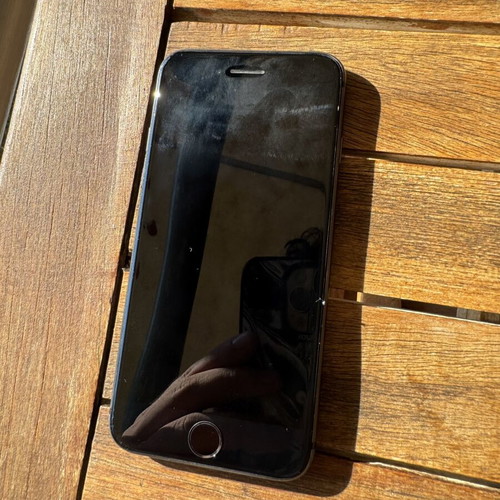 Apple iPhone 8 64GB Black, like new