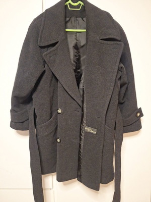 Wool & Cashmere Women's Coat used, charcoal, size 14, with belt