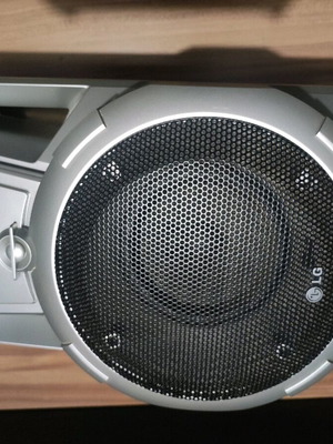 LG speaker used for wi-fi, excellent condition