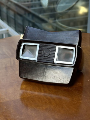 View-Master vintage στερεοσκοπική συσκευή προβολής με δύο ραγίσματα