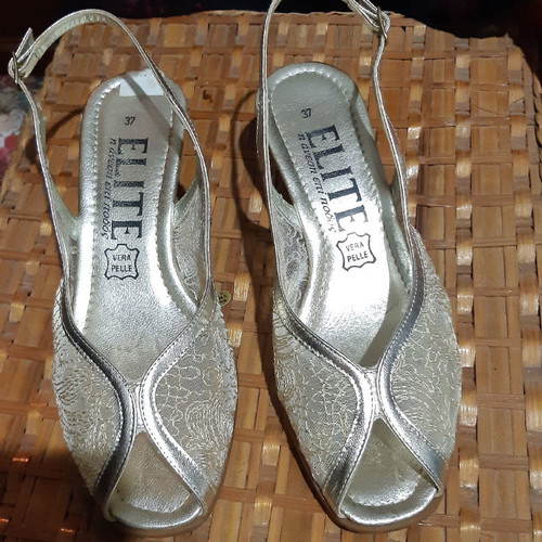 platform elite soft gold color No37