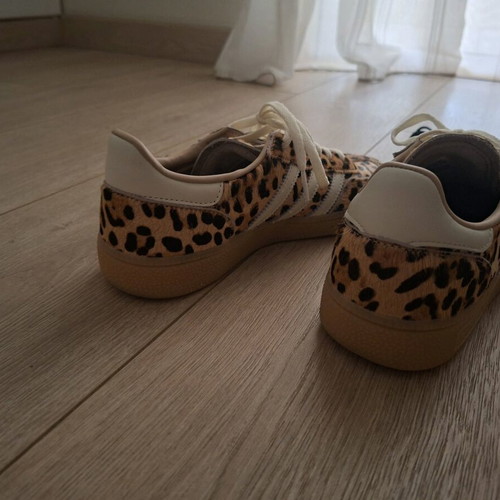 Adidas Leopard Athletic Shoes new, size 37, black and beige