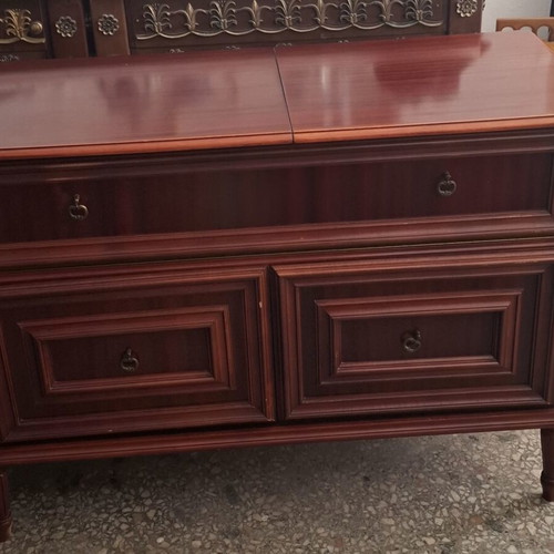 Vintage furniture for turntable and vinyl like new