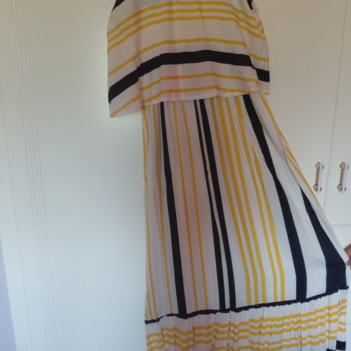 Striped maxi dress FJO 100% viscose like new, white yellow blue