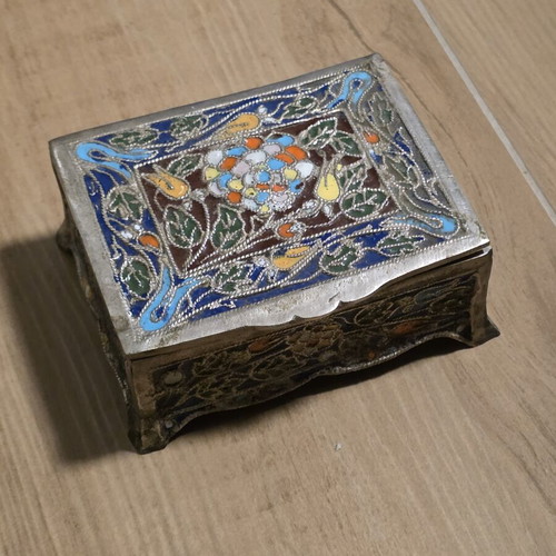 Decorative metal Cloisonné enamel box used, 10cm x 8cm