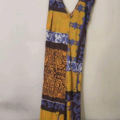 Vintage women's clothes like new