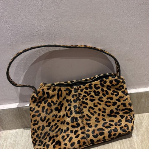 Leopard Zara handbag like new, leather