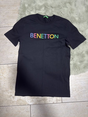 Benetton тениска като нова, размер M, черна