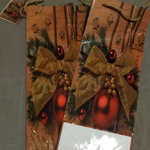 Paper gift packaging bags set of 3 new