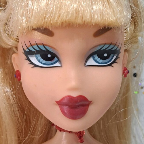 Bratz Independence Day Cloe used doll with flaws