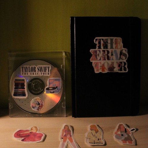 Taylor Swift pack with notebook, CD and stickers