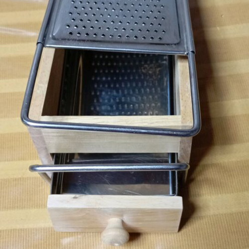 Vegetable grater new with 3 cutting bases and drawer