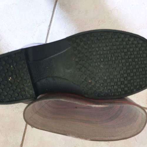 Women's galotses used, size 38, multicolored