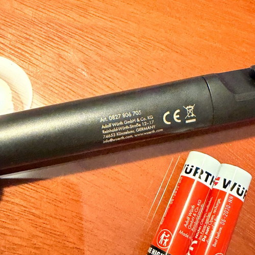 WURTH flashlight new with batteries