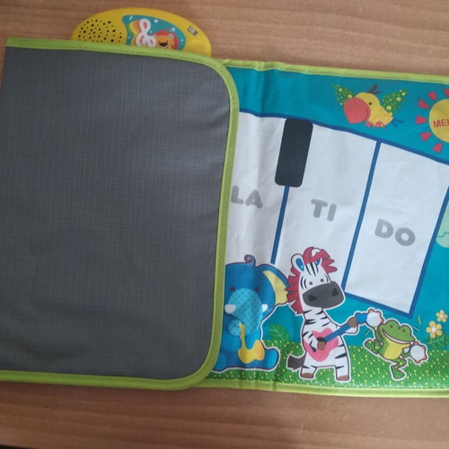 Children's piano toy like new