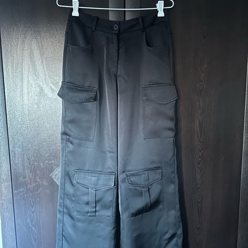 Cargo pants satin like new, Decoro, size M