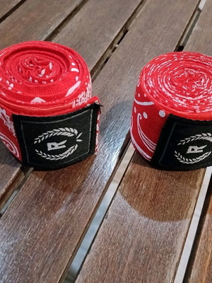 Boxing handwraps new